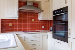 Kitchen Units- click for photo gallery